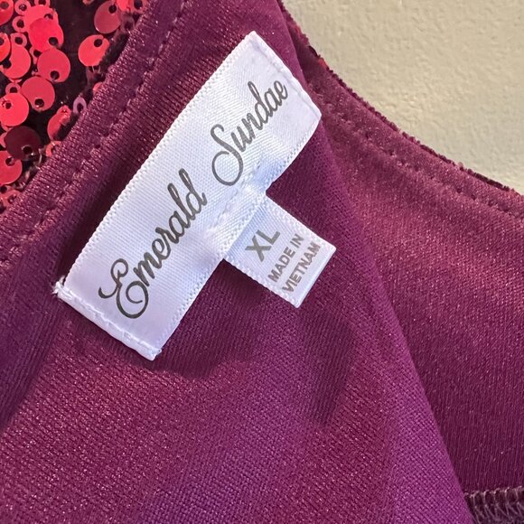 Raspberry sparkle party dress - Picture 3 of 4